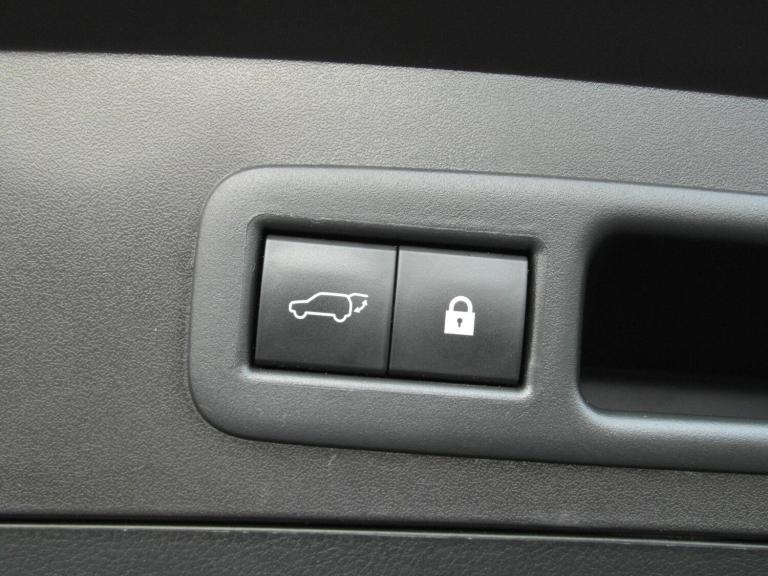 2019 Lexus UX 2.0 250h F Sport (Premium Plus) SUV 5dr Petrol Hybrid E-CVT Euro 6 (s/s) (1 ESTATE ...