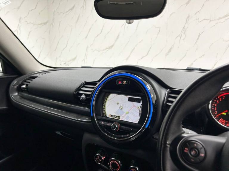 2015 MINI Clubman 1.5 Cooper Estate 6dr Petrol Manual Euro 6 (s/s) (136 ps) 1 FORMER OWNER Estate...