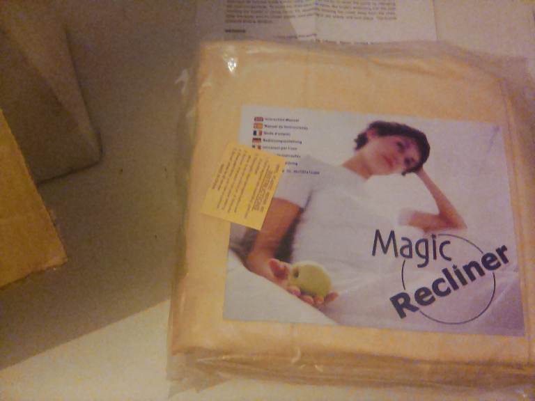 Vintage Magic Recliner single Airbed 