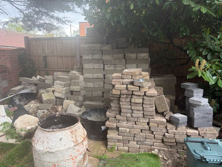 Free Breeze/ concrete blocks  