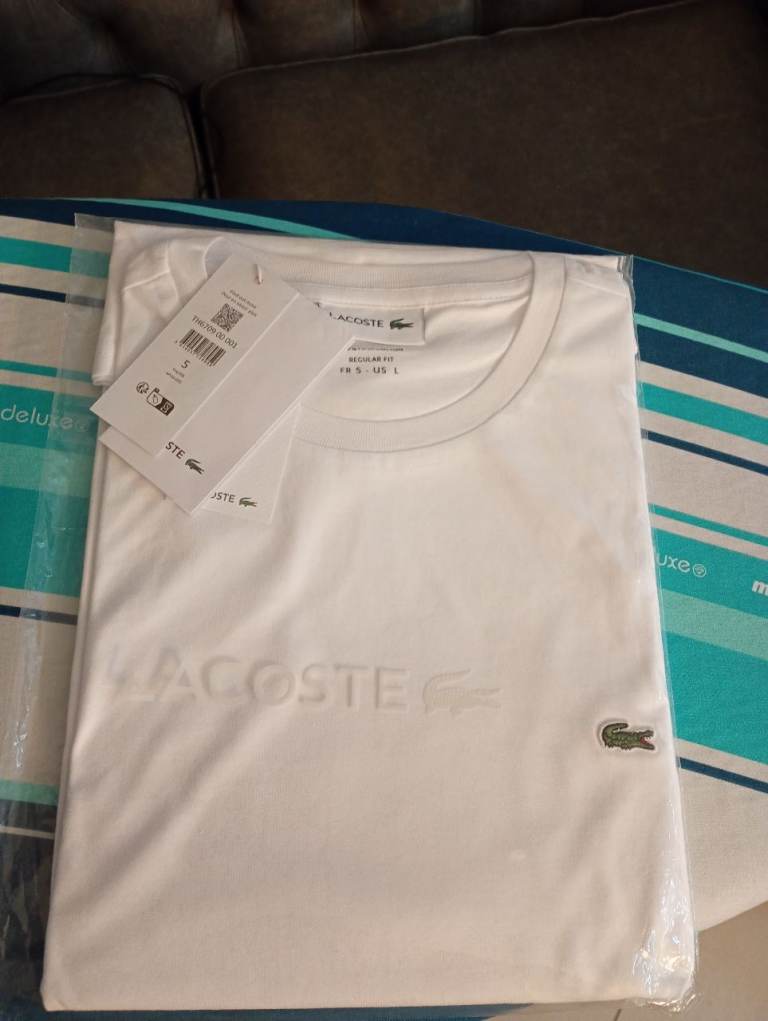 Lacoste white t-shirt brand new unworn size Small£25