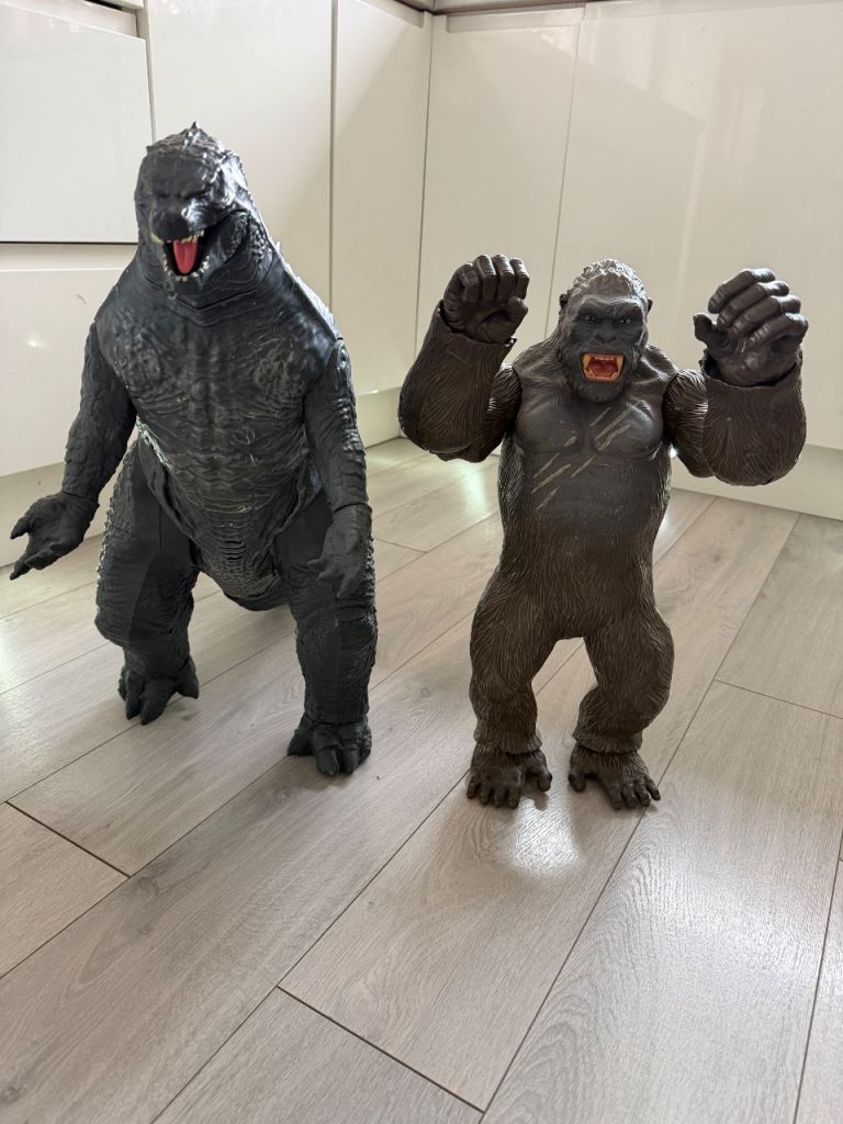 image for Godzilla and Kong big figures