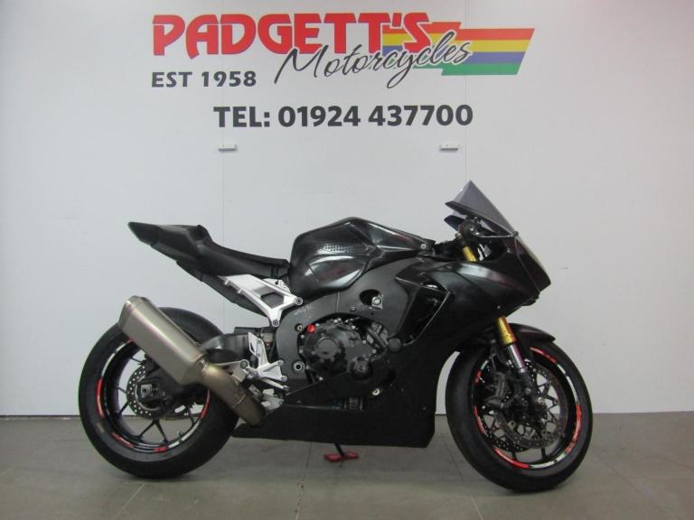 2013 Honda CBR1000RR Fireblade - TRACK BIKE