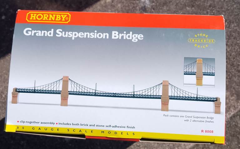 Hornby Grand Suspension Bridge Model Kit - New