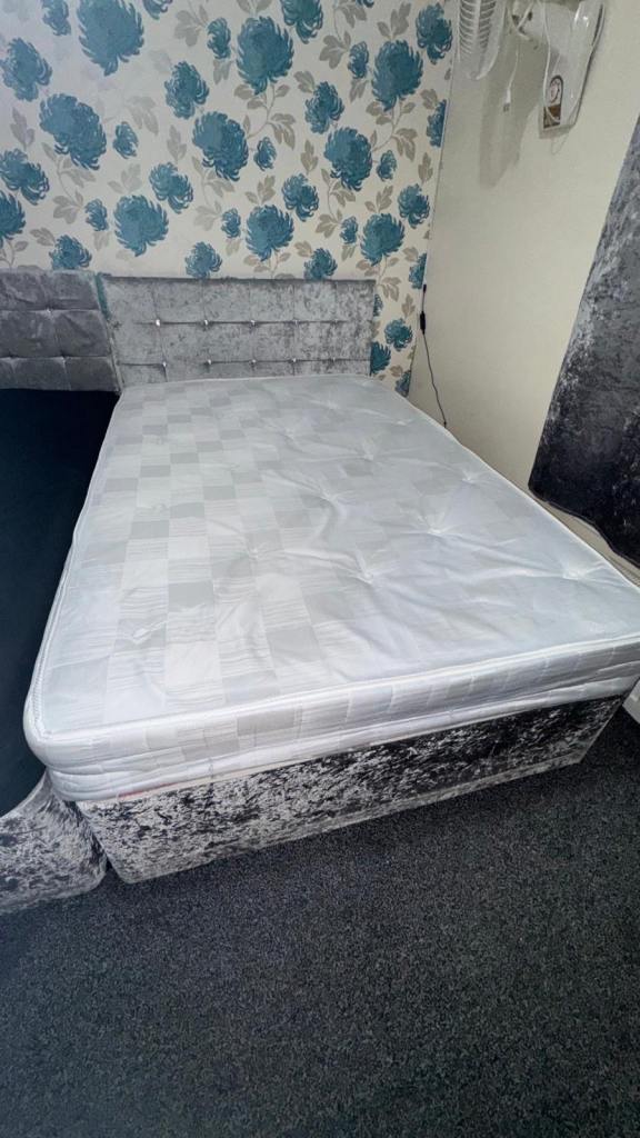 3/4 Bed with Grey Velvet Headboard – Good Condition
