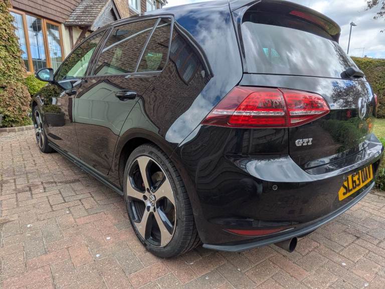 Volkswagen, GOLF, Hatchback, 2013, Manual, 1984 (cc), 5 doors