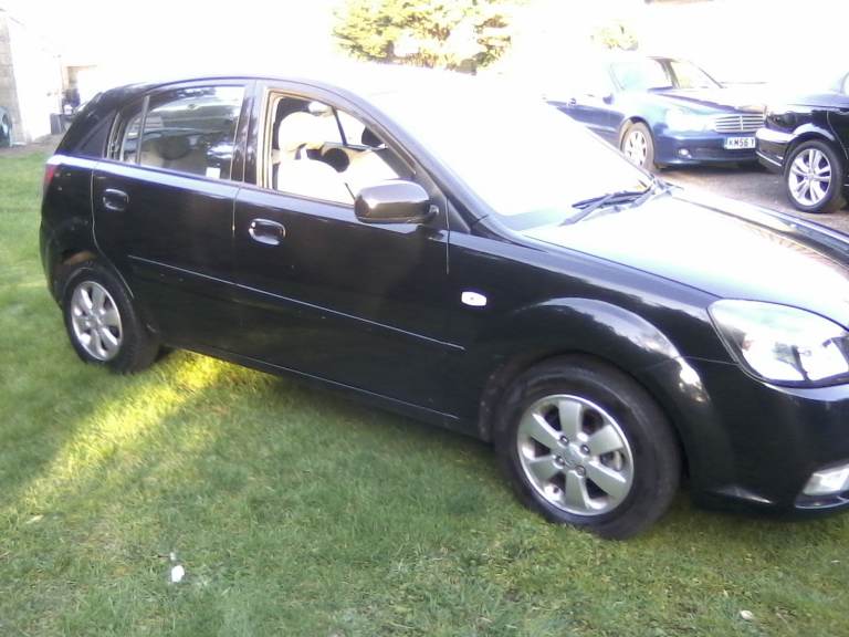 PLEASE READ ALL TEXT KIA RIO 1.4 DOMINO 16v 5-DR 2010 (60 PLATE) 117K MILES VAST SERVICE HISTORY