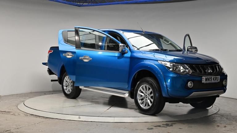 2019 Mitsubishi L200 2.4 DI-D DC Barbarian 4WD Euro 6 4dr PICK UP Diesel Manual