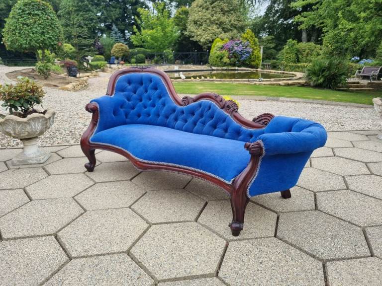 Large Reproduction Chaise 