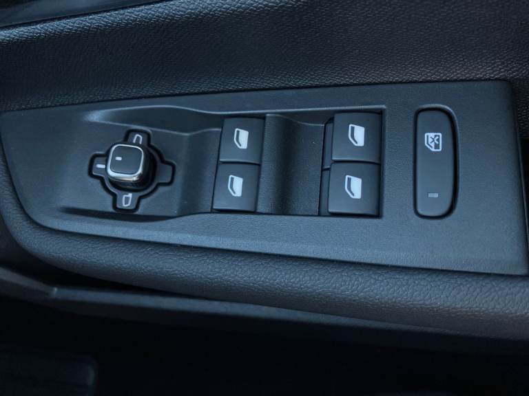 2025 Vauxhall Astra 1.2 Turbo 130 Griffin 5dr Hatchback Manual