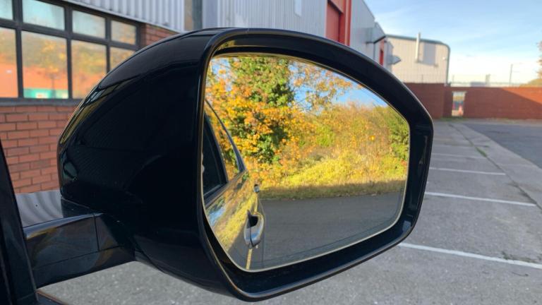 2023 Land Rover Discovery Sport 2.0 D200 R-Dynamic HSE 5dr Auto ESTATE DIESEL Automatic