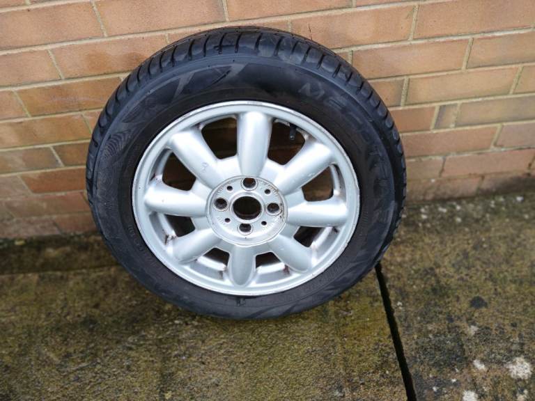 Mini alloy road Wheel.
