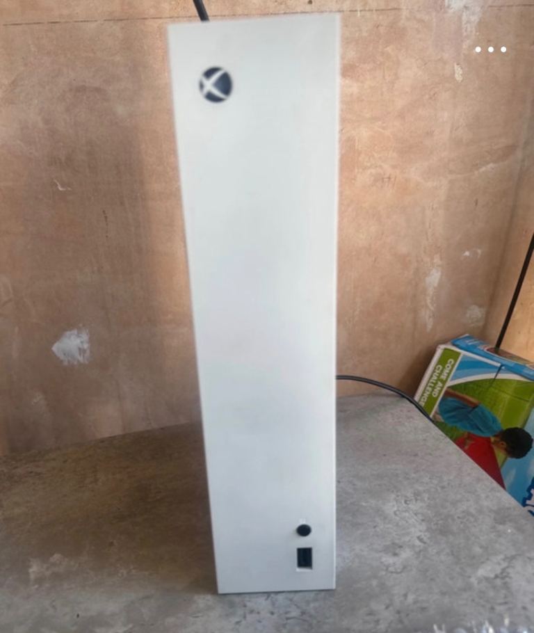 Xbox Series S Console – White, Good Condition