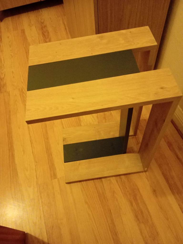 Modern Wooden Console Table – Good Condition