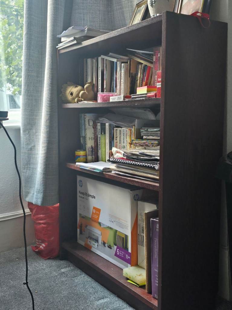 Dark Wood Bookcase with Adjustable Shelves – Good Condition