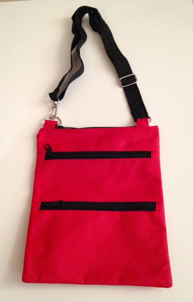 RED SHOULDER PURSE