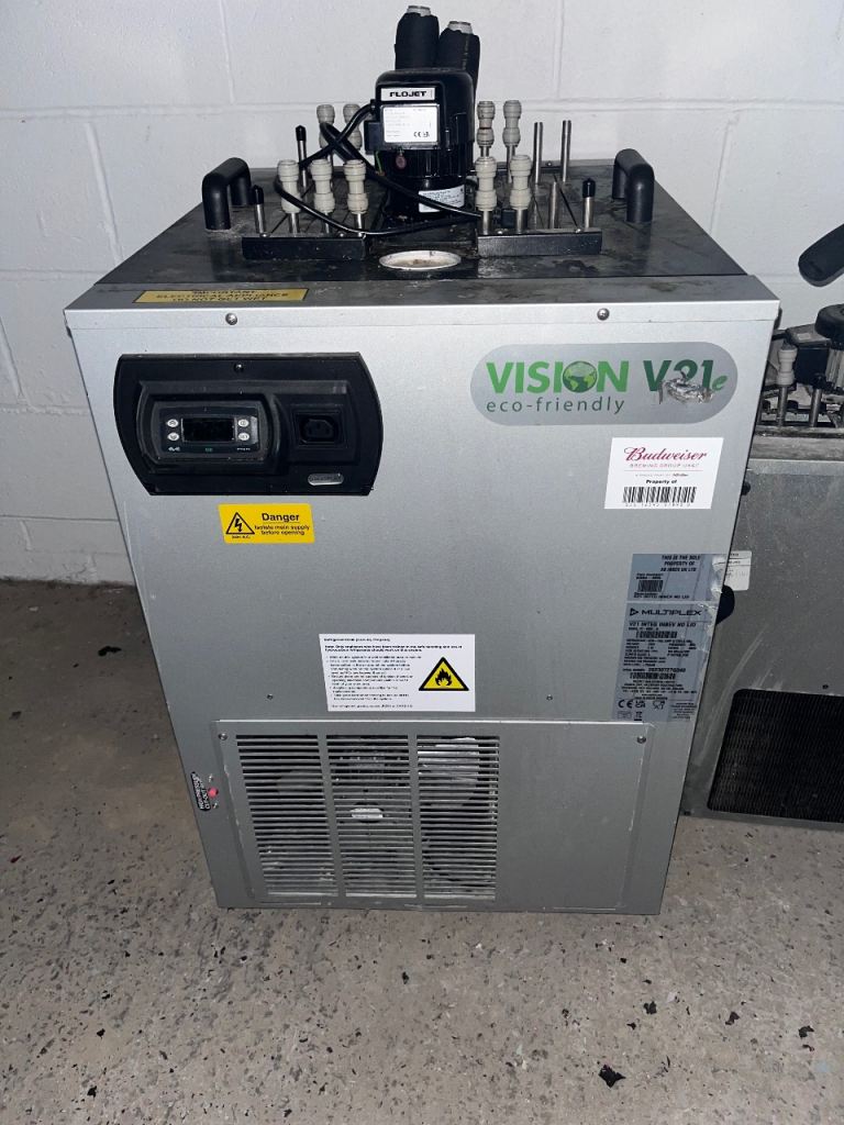 Vision V21 Eco-Friendly beer/cellar cooler with Flojet pump system