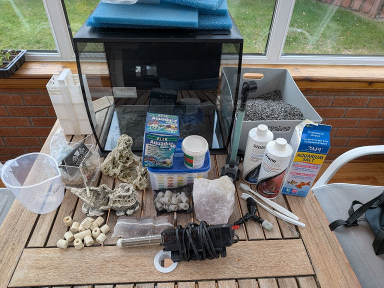 Flual Flex 57 fish tank and lots of accessories