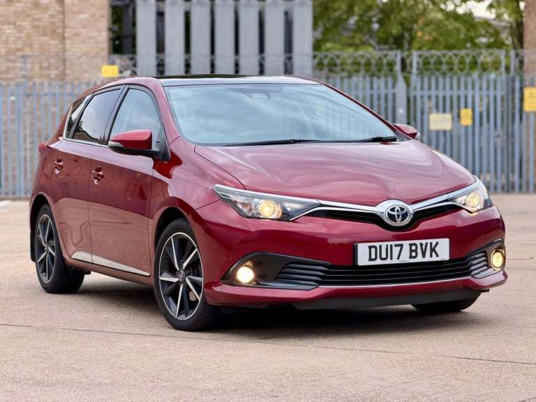 2017 Toyota Auris 1.2 VVT-i Design Euro 6 (s/s) 5dr (Safety Sense) HATCHBACK Petrol Manual