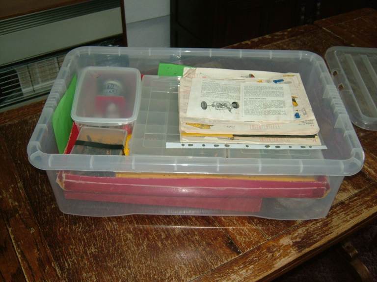 Meccano (A substantial and well organised collection.)