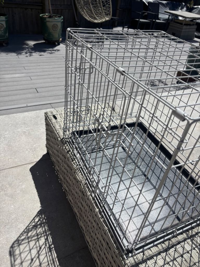 Small/medium crate 