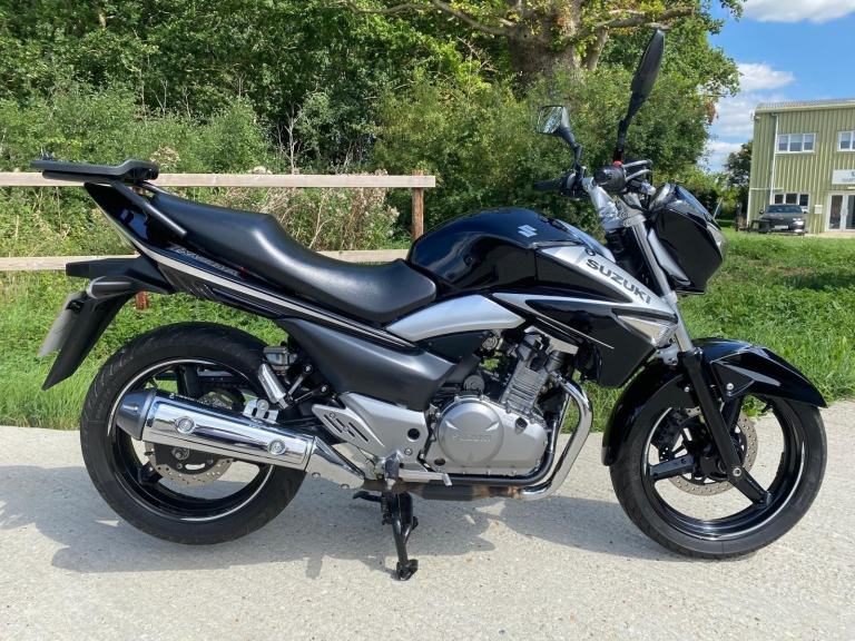 SUZUKI INAZUMA GW250 L3, 2014, 20,332 MILES, VERY CLEAN WELL LOOKED AFTER RETRO