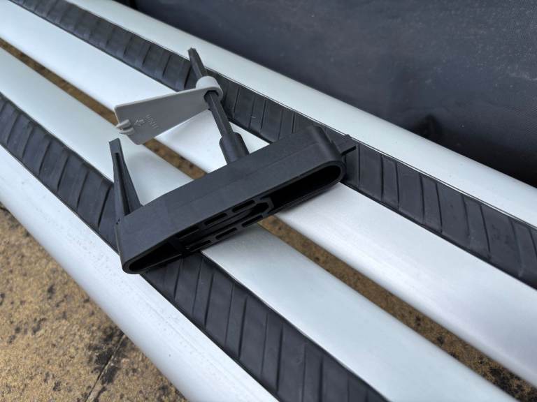Land Rover Discovery Sport Roof Bars
