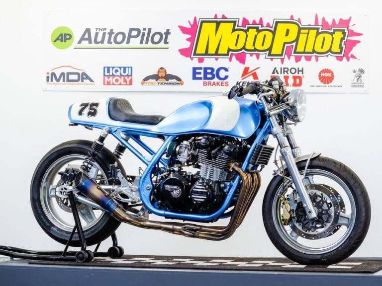 1994 Kawasaki ZEPHYR 750 738cc Motorcycle Petrol Automatic