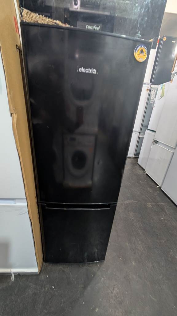 ELECTRIQ 143CM 70/30 BLACK FRIDGE FREEZER-168L CAPACITY-FLEXIBLE FREEZER SPACE-LED LIGHT-EX DISPLAY