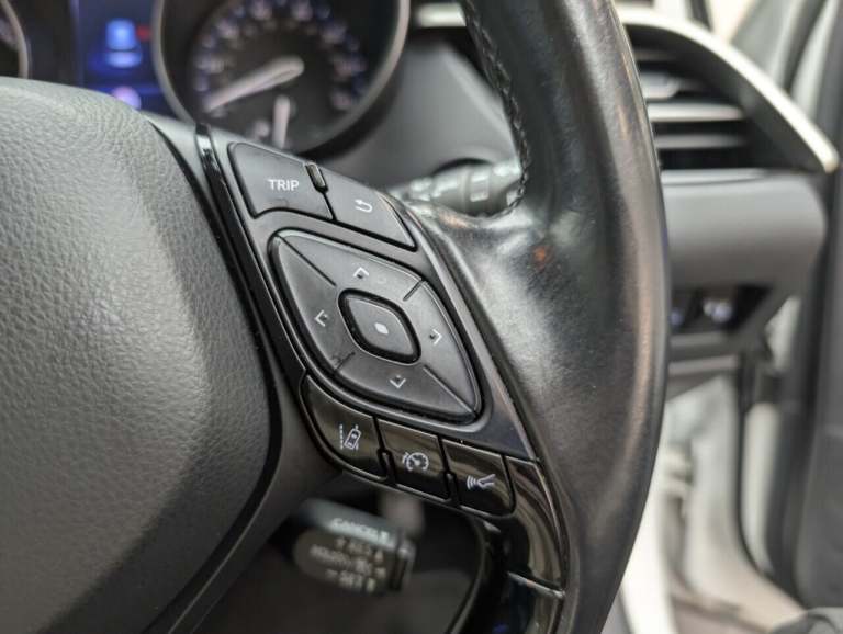 2019 Toyota C-HR 1.8 VVT-h Excel SUV 5dr Petrol Hybrid CVT Euro 6 (s/s) (122 ps) REVERSING C HATC...