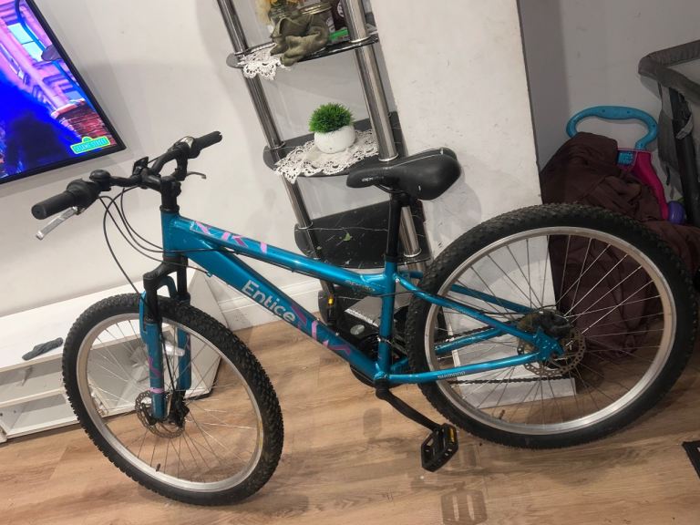 Entice Mountain Bike 27.5 inch wheels Blue/Pink, Good Condition, £50.00 ...