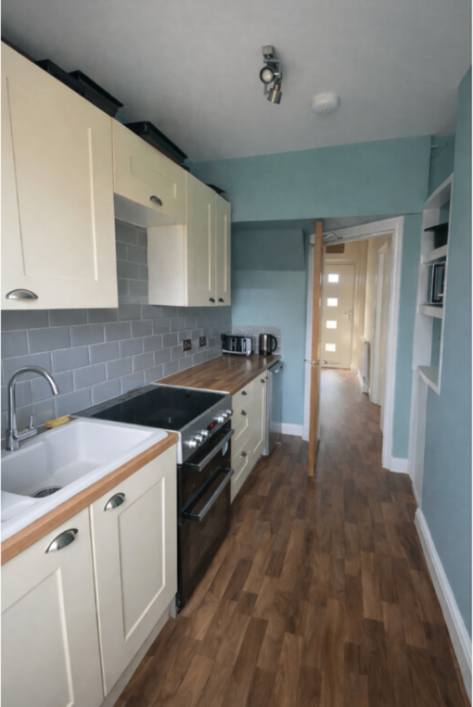 Double Room - £620/Month - Available from 1st May