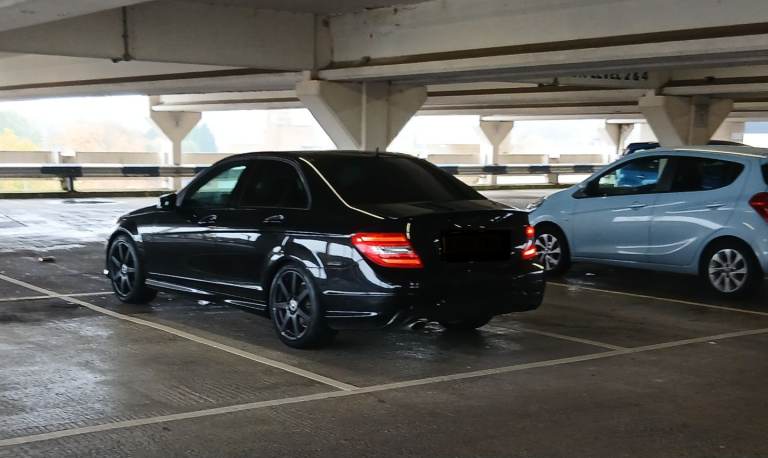 Mercedes-Benz, C CLASS, Saloon, 2011, Semi-Auto, 2143 (cc), 4 doors