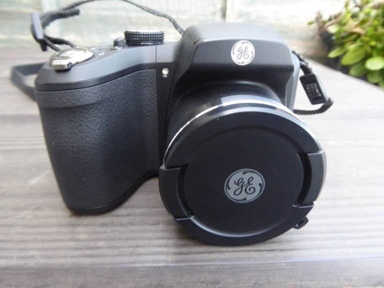 GE X2600 16mp 26 x Optical zoom bridge camera