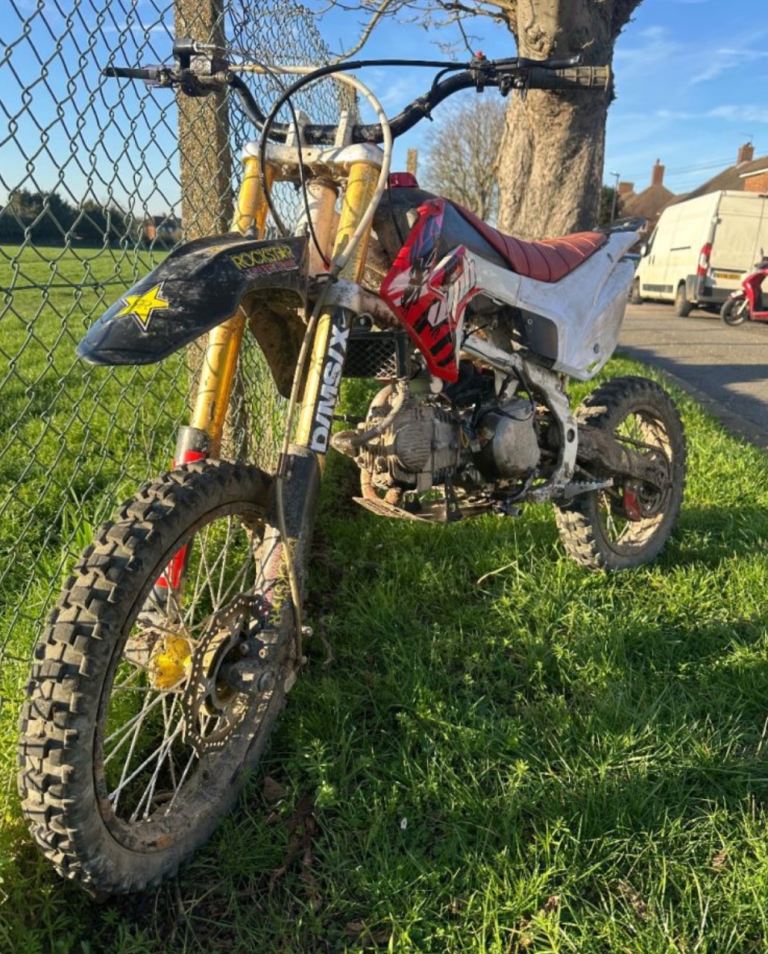 WPB Welsh pitbike pit bike crosser 140cc stomp M2R bikes 120cc 125 140 160 cc CR 70 frame big wheel