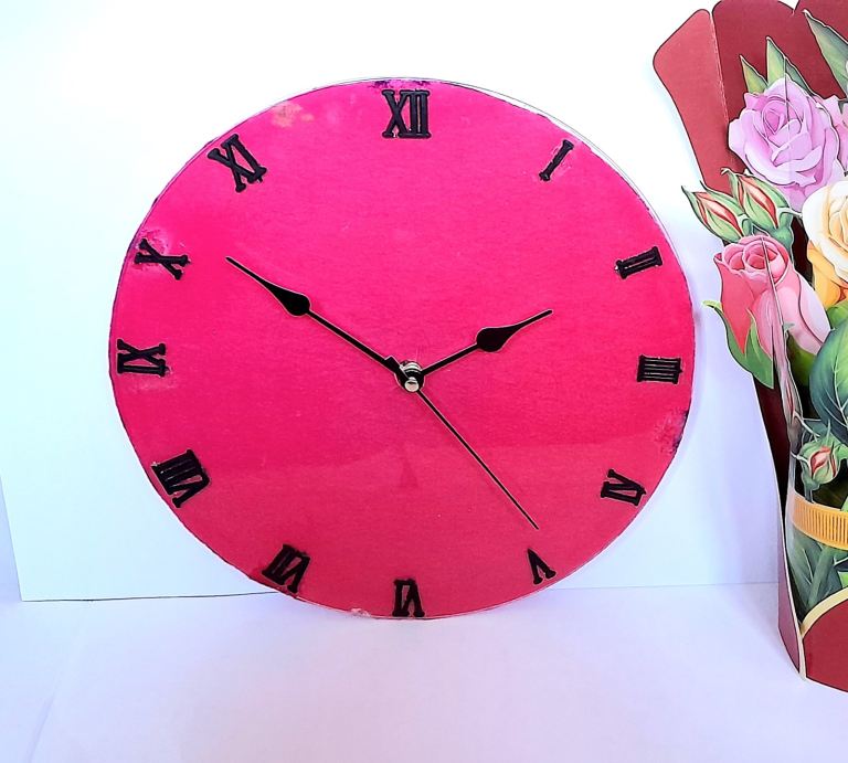 100 % UNIQUE - NEW HAND-CRAFTED - BLUSH ROSE WALL CLOCK - 25 cm diameter