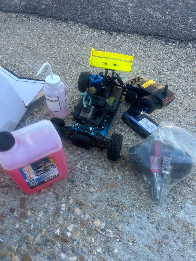 RC Nitro car