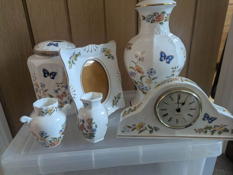 Box of Ainsley china 