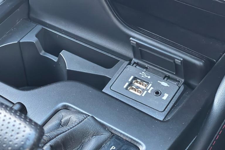  Lexus Es 2.5 300h F Sport Saloon 4dr Petrol Hybrid E CVT Euro 6 s/s 218 Ps