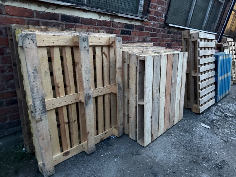 Wooden Pallets 