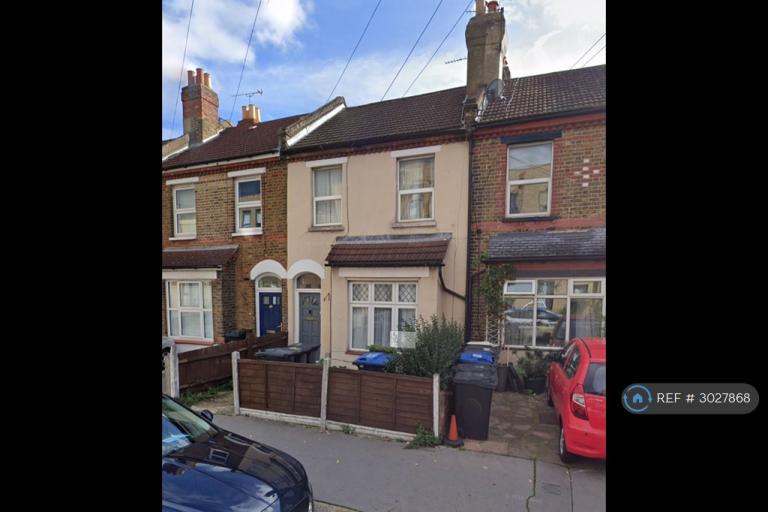 2 bedroom flat in Gloucester Road, Croydon, CR0 (2 bed) (#3027868)