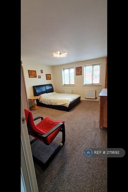 3 bedroom house in Cardinal Drive, Gloucester, GL4 (3 bed) (#2711692)