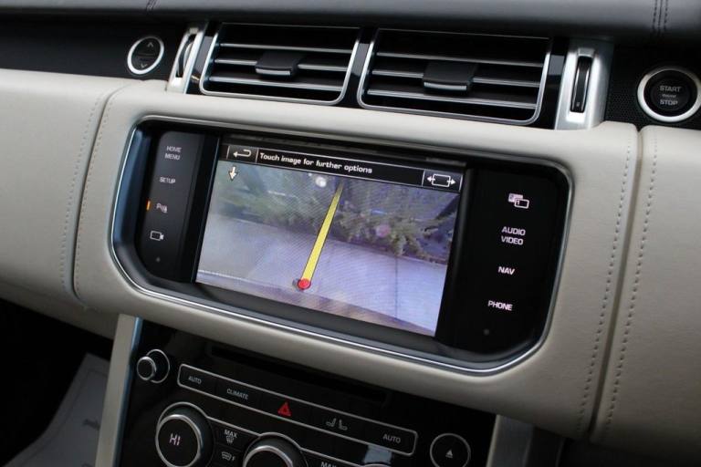 2015 Land Rover Range Rover 4.4 SD V8 Autobiography SUV 5dr Diesel Auto 4WD Euro 5 (339 ps) ESTAT...