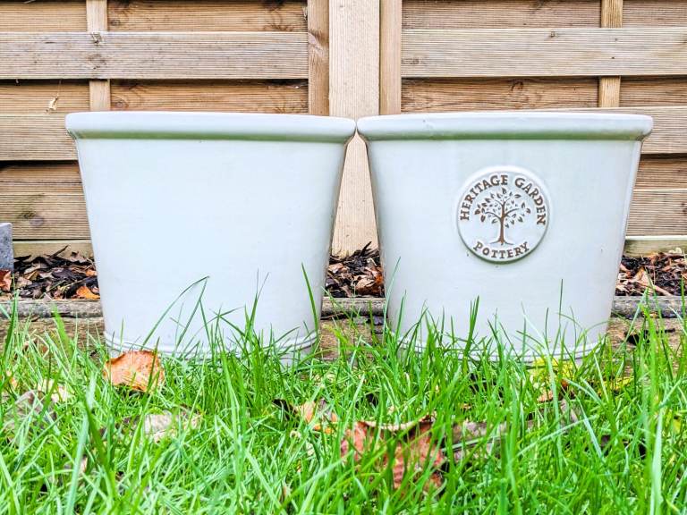 Heritage Ceramic Pot – 30 cm