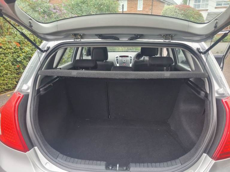 2010 KIA CEEDS 1.3 PETROL, LOVELY FAMILY CAR 