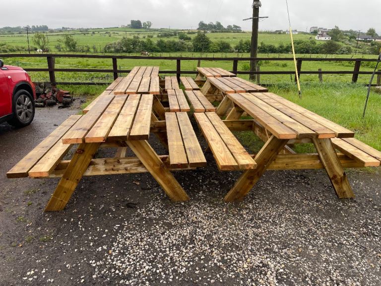 Heavy duty picnic tables 