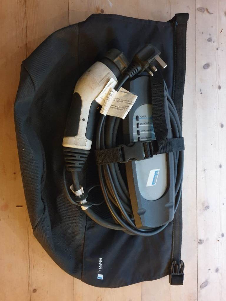 Electric Vehicle charger type 2