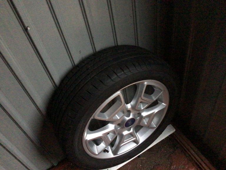 Alloy wheel