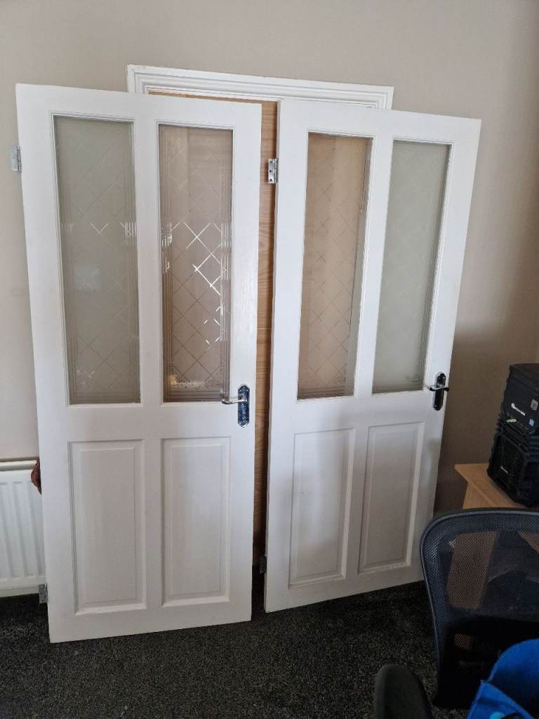 Pair of White Internal Doors with Glass Panels