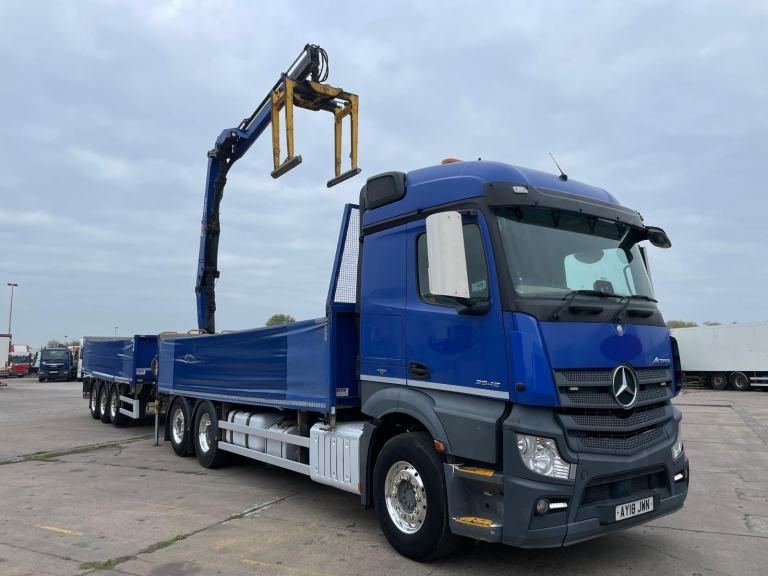 MERCEDES ACTROS 2546 *EURO 6* 6X2 DRAWBAR OUTFIT BRICK GRAB – 2018 – AY18 JWN